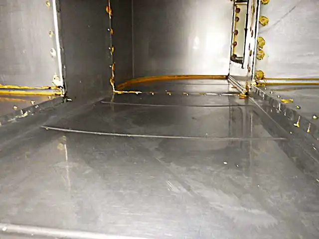 排気ダクト施工後